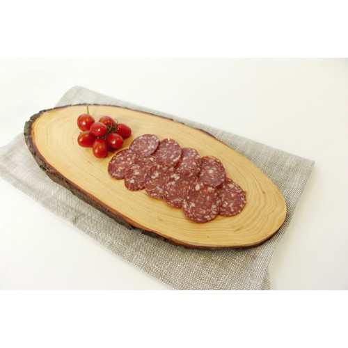 Salame di cervo tagliato a fettine
