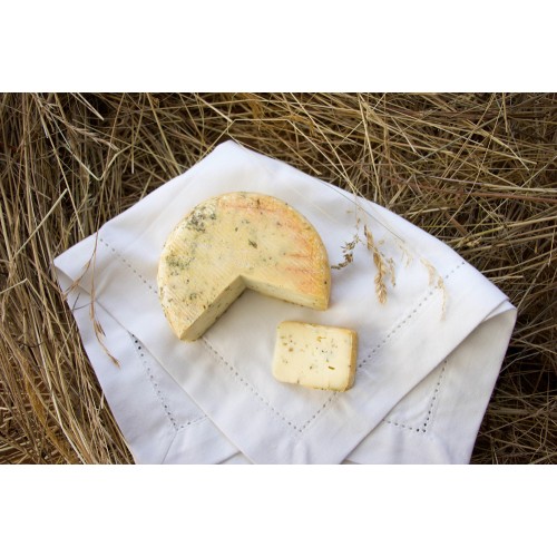 Formaggio ai Fiori di Fieno