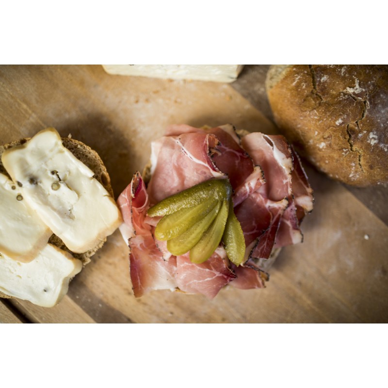 panino farcito con speck