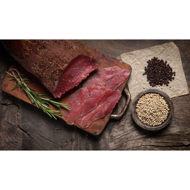 Carne salada tagliata finemente