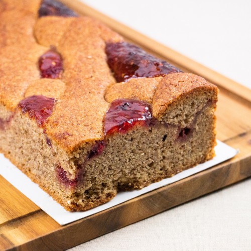 Torta Linzer. Con farina di nocciole, farcitura marmellata di lamponi e mirtilli rossi. 1,2 kg