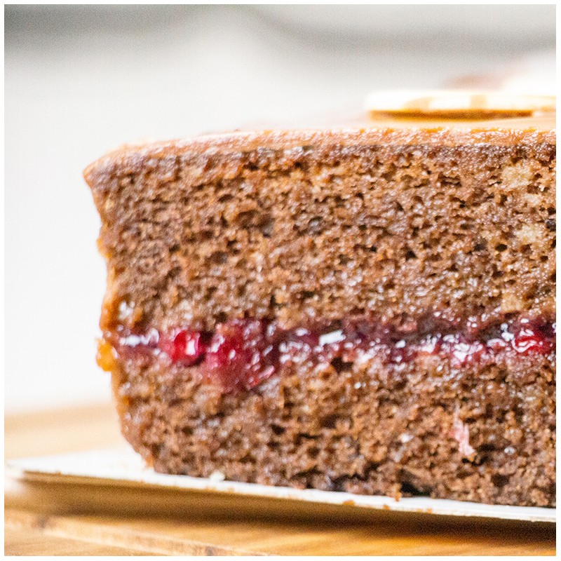 Torta Gustos, farcita con marmellata di...