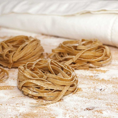 Fettuccine al pane di segale Schüttelbrot
