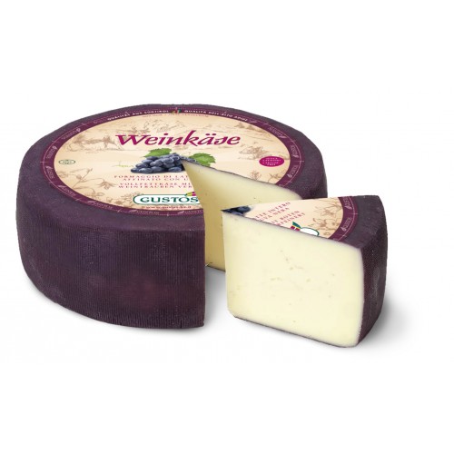 Formaggio affinato con uva nera