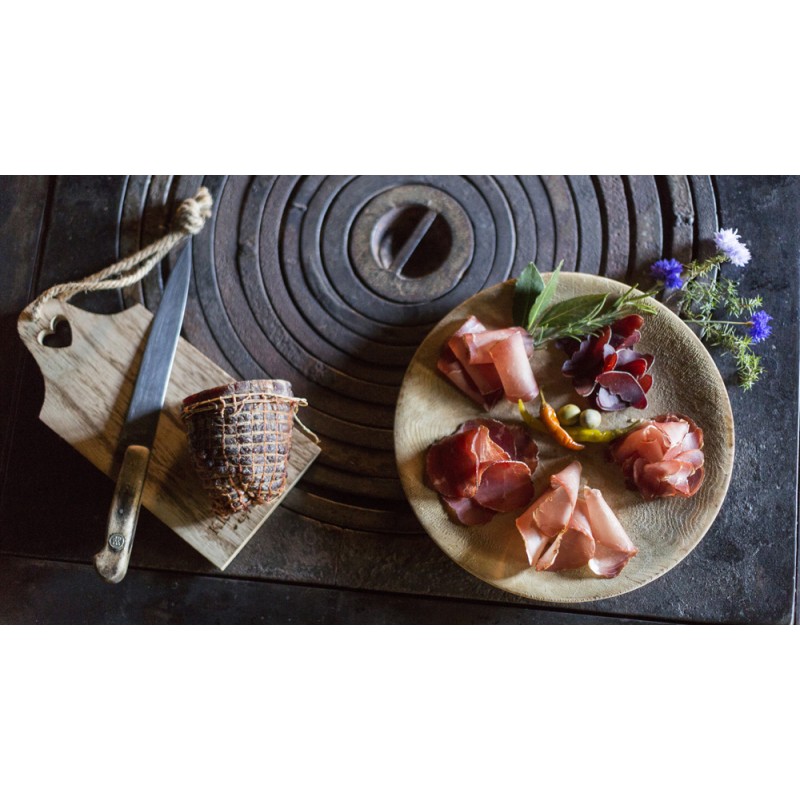 composizione di diversi tipi di speck